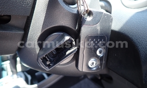 Buy Used Honda Fit Blue Car in Beitbridge in Matabeleland South Buy Used Honda Fit Blue Car in Beitbridge in Matabeleland South