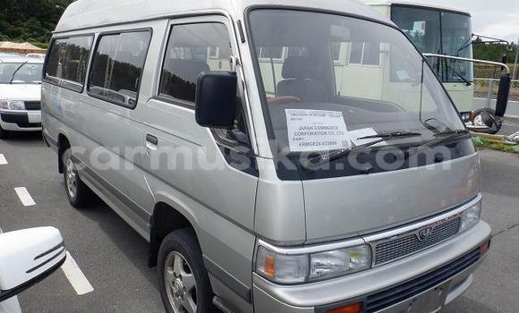 Acheter Occasion Voiture Nissan Caravan Autre à Beitbridge, Matabeleland South