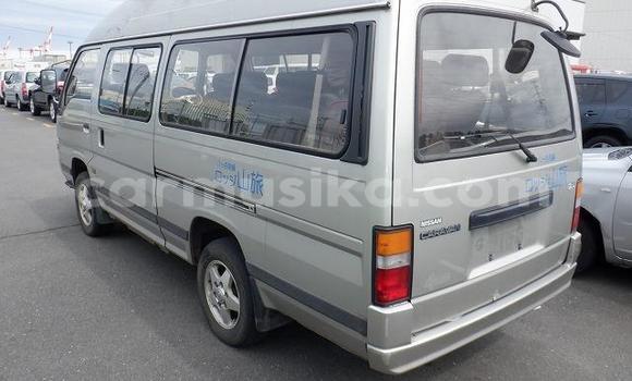 Nunua Ilio tumika Nissan Caravan Nyingine Gari ndani ya Beitbridge nchini Matabeleland Kusini Nunua Ilio tumika Nissan Caravan Nyingine Gari ndani ya Beitbridge nchini Matabeleland Kusini