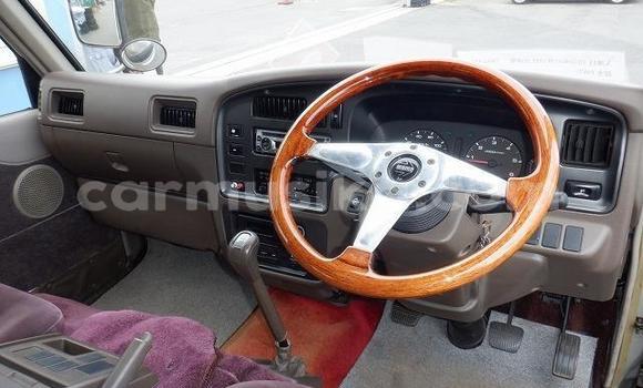 Nunua Ilio tumika Nissan Caravan Nyingine Gari ndani ya Beitbridge nchini Matabeleland Kusini Nunua Ilio tumika Nissan Caravan Nyingine Gari ndani ya Beitbridge nchini Matabeleland Kusini