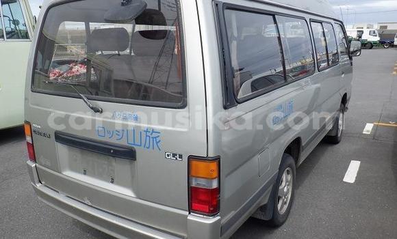 Nunua Ilio tumika Nissan Caravan Nyingine Gari ndani ya Beitbridge nchini Matabeleland Kusini Nunua Ilio tumika Nissan Caravan Nyingine Gari ndani ya Beitbridge nchini Matabeleland Kusini