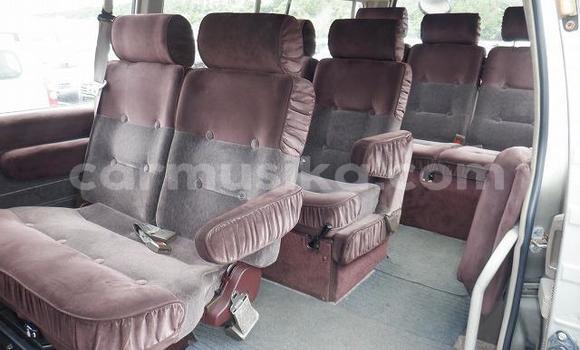 Nunua Ilio tumika Nissan Caravan Nyingine Gari ndani ya Beitbridge nchini Matabeleland Kusini Nunua Ilio tumika Nissan Caravan Nyingine Gari ndani ya Beitbridge nchini Matabeleland Kusini