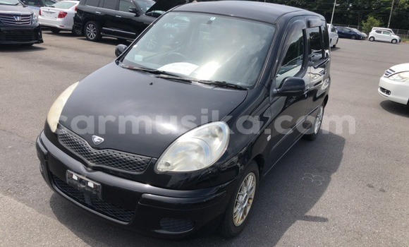 Acheter Occasion Voiture Toyota FunCargo Autre à Beitbridge, Matabeleland South Acheter Occasion Voiture Toyota FunCargo Autre à Beitbridge, Matabeleland South