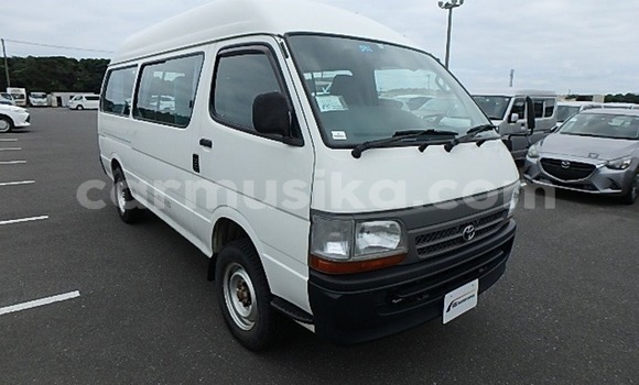 Acheter Occasion Voiture Toyota Hiace Blanc à Beitbridge, Matabeleland South