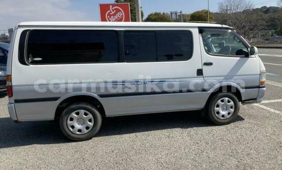 Acheter Occasion Voiture Toyota Hiace Autre à Beitbridge, Matabeleland South Acheter Occasion Voiture Toyota Hiace Autre à Beitbridge, Matabeleland South