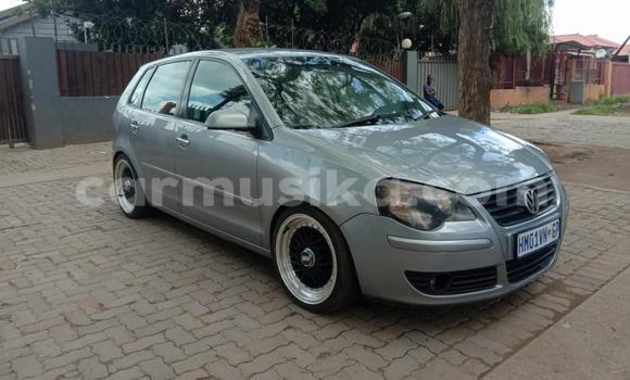 Acheter Occasion Voiture Volkswagen Polo Gris à Beitbridge, Matabeleland South Acheter Occasion Voiture Volkswagen Polo Gris à Beitbridge, Matabeleland South