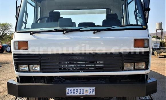 Buy Used Nissan UD White Truck in Beitbridge in Matabeleland South Buy Used Nissan UD White Truck in Beitbridge in Matabeleland South