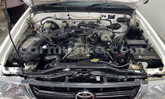 Acheter Occasion Voiture Toyota Hilux Blanc à Beitbridge, Matabeleland South Acheter Occasion Voiture Toyota Hilux Blanc à Beitbridge, Matabeleland South