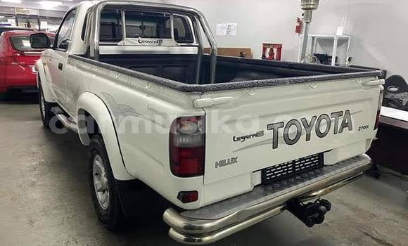Acheter Occasion Voiture Toyota Hilux Blanc à Beitbridge, Matabeleland South Acheter Occasion Voiture Toyota Hilux Blanc à Beitbridge, Matabeleland South