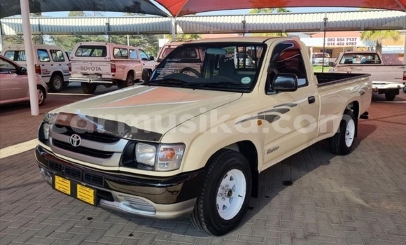 Tenga Tsaru Toyota Hilux Zvimwe Mota in Beitbridge in Matabeleland South