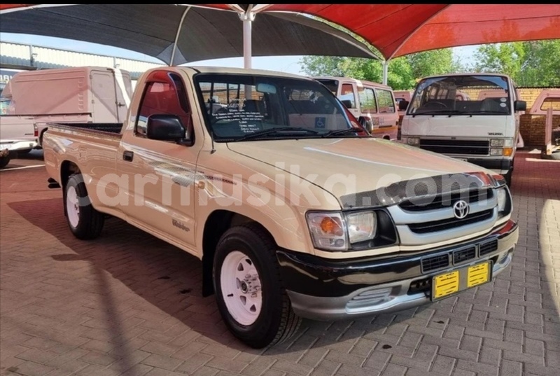 Big with watermark toyota hilux matabeleland south beitbridge 31598