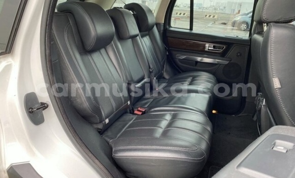 Acheter Occasion Voiture Land Rover Range Rover Sport Blanc à Beitbridge, Matabeleland South Acheter Occasion Voiture Land Rover Range Rover Sport Blanc à Beitbridge, Matabeleland South