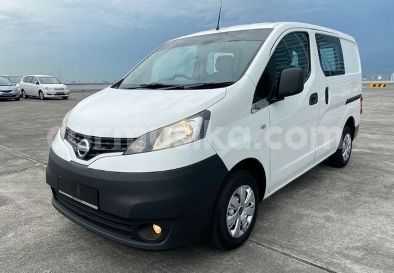 Big with watermark nissan nv200 matabeleland south beitbridge 31601