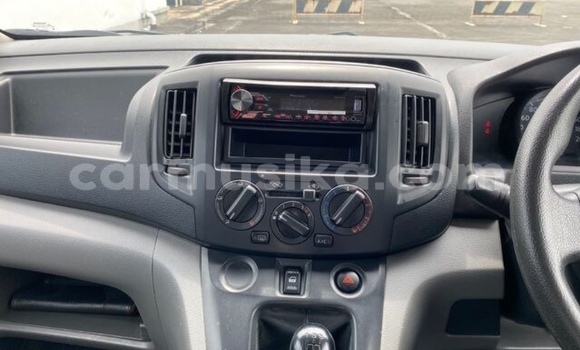 Acheter Occasion Voiture Nissan NV200 Blanc à Beitbridge, Matabeleland South Acheter Occasion Voiture Nissan NV200 Blanc à Beitbridge, Matabeleland South