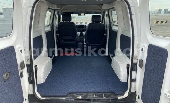 Acheter Occasion Voiture Nissan NV200 Blanc à Beitbridge, Matabeleland South Acheter Occasion Voiture Nissan NV200 Blanc à Beitbridge, Matabeleland South