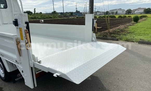 Acheter Occasion Voiture Toyota Dyna Blanc à Beitbridge, Matabeleland South Acheter Occasion Voiture Toyota Dyna Blanc à Beitbridge, Matabeleland South