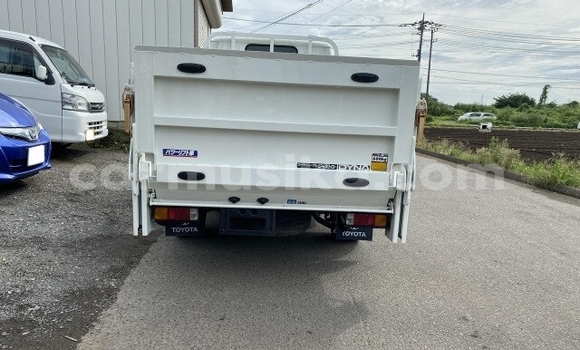 Acheter Occasion Voiture Toyota Dyna Blanc à Beitbridge, Matabeleland South Acheter Occasion Voiture Toyota Dyna Blanc à Beitbridge, Matabeleland South