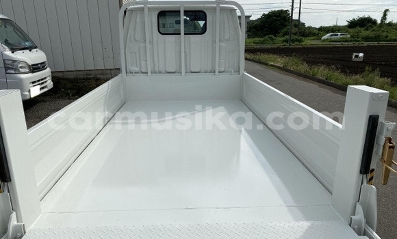 Acheter Occasion Voiture Toyota Dyna Blanc à Beitbridge, Matabeleland South Acheter Occasion Voiture Toyota Dyna Blanc à Beitbridge, Matabeleland South