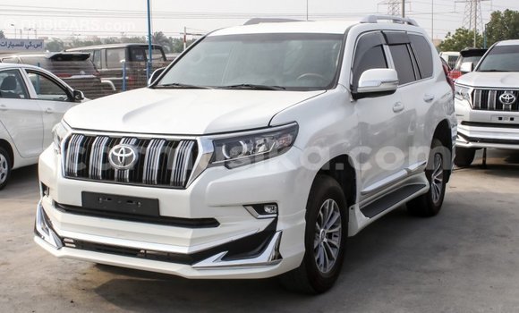 Tenga Imported Toyota Prado Chena Mota in Import - Dubai in Harare Tenga Imported Toyota Prado Chena Mota in Import - Dubai in Harare