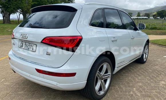 Acheter Occasion Voiture Audi Q5 Blanc à Beitbridge, Matabeleland South Acheter Occasion Voiture Audi Q5 Blanc à Beitbridge, Matabeleland South