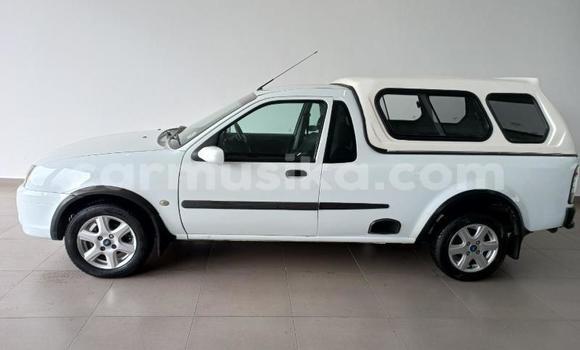 Tenga Tsaru Ford B-MAX Chena Mota in Beitbridge in Matabeleland South Tenga Tsaru Ford B-MAX Chena Mota in Beitbridge in Matabeleland South