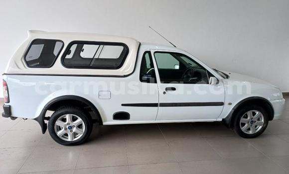 Tenga Tsaru Ford B-MAX Chena Mota in Beitbridge in Matabeleland South Tenga Tsaru Ford B-MAX Chena Mota in Beitbridge in Matabeleland South