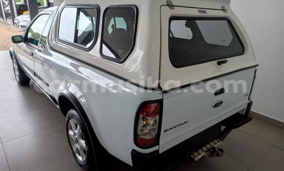 Tenga Tsaru Ford B-MAX Chena Mota in Beitbridge in Matabeleland South Tenga Tsaru Ford B-MAX Chena Mota in Beitbridge in Matabeleland South