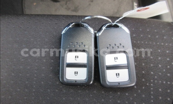 Acheter Occasion Voiture Honda Fit Blanc à Beitbridge, Matabeleland South Acheter Occasion Voiture Honda Fit Blanc à Beitbridge, Matabeleland South