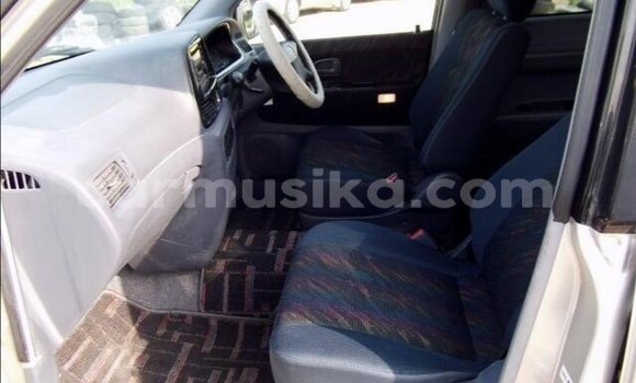 Acheter Occasion Voiture Toyota Noah Gris à Belvédère, Harare Acheter Occasion Voiture Toyota Noah Gris à Belvédère, Harare