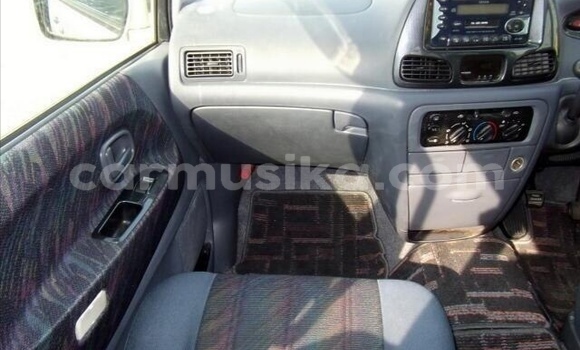 Acheter Occasion Voiture Toyota Noah Gris à Belvédère, Harare Acheter Occasion Voiture Toyota Noah Gris à Belvédère, Harare