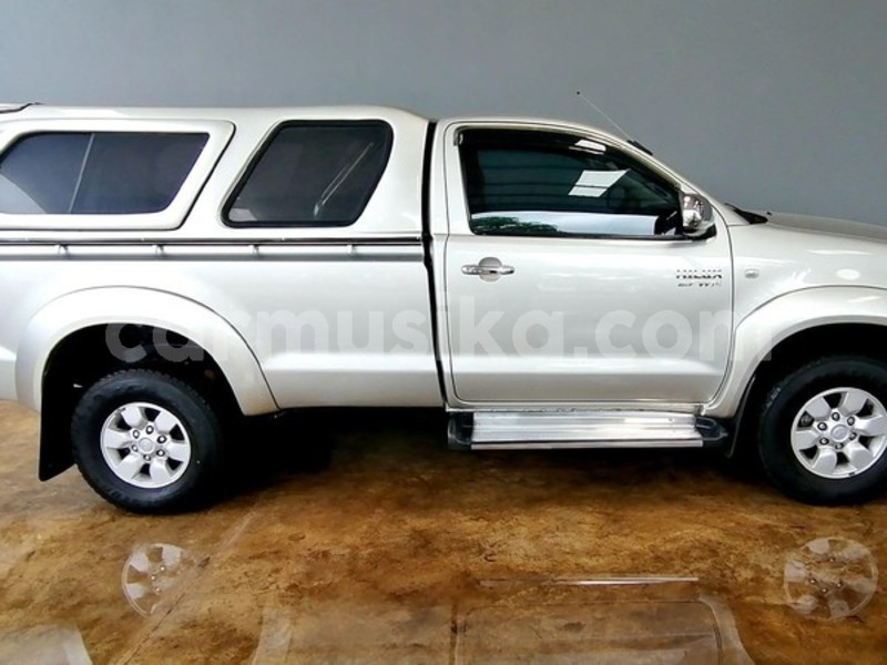 Big with watermark toyota hilux matabeleland south beitbridge 31678