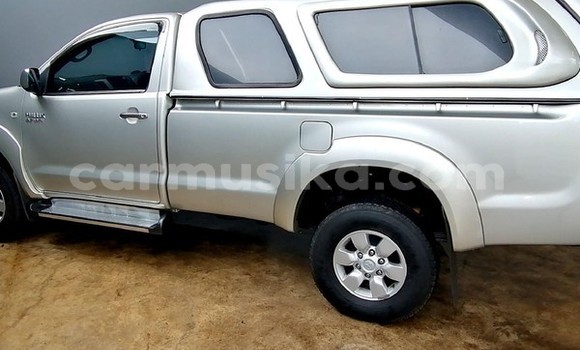 Acheter Occasion Voiture Toyota Hilux Gris à Beitbridge, Matabeleland South Acheter Occasion Voiture Toyota Hilux Gris à Beitbridge, Matabeleland South