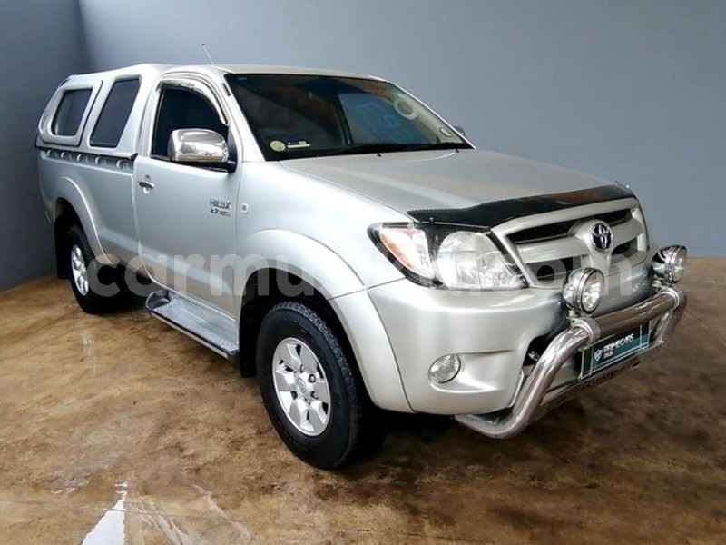 Big with watermark toyota hilux matabeleland south beitbridge 31678