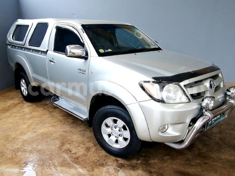 Big with watermark toyota hilux matabeleland south beitbridge 31678