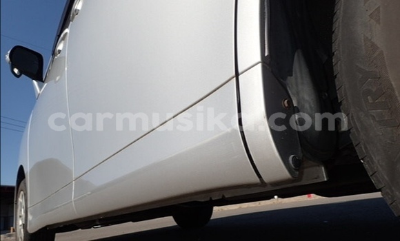 Acheter Occasion Voiture Toyota Noah Gris à Beitbridge, Matabeleland South Acheter Occasion Voiture Toyota Noah Gris à Beitbridge, Matabeleland South