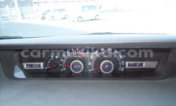 Acheter Occasion Voiture Toyota Noah Gris à Beitbridge, Matabeleland South Acheter Occasion Voiture Toyota Noah Gris à Beitbridge, Matabeleland South