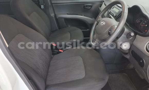 Tenga Tsaru Hyundai i10 Chena Mota in Beitbridge in Matabeleland South Tenga Tsaru Hyundai i10 Chena Mota in Beitbridge in Matabeleland South