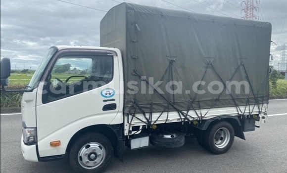 Buy Used Haima 2 White Car in Beitbridge in Matabeleland South