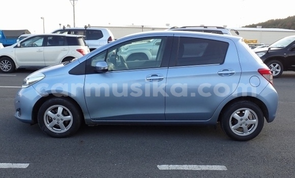 Nunua Ilio tumika Toyota Vitz Bluu Gari ndani ya Beitbridge nchini Matabeleland Kusini Nunua Ilio tumika Toyota Vitz Bluu Gari ndani ya Beitbridge nchini Matabeleland Kusini