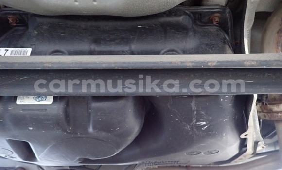 Nunua Ilio tumika Toyota Vitz Bluu Gari ndani ya Beitbridge nchini Matabeleland Kusini Nunua Ilio tumika Toyota Vitz Bluu Gari ndani ya Beitbridge nchini Matabeleland Kusini