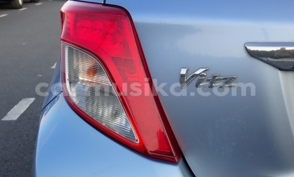 Nunua Ilio tumika Toyota Vitz Bluu Gari ndani ya Beitbridge nchini Matabeleland Kusini Nunua Ilio tumika Toyota Vitz Bluu Gari ndani ya Beitbridge nchini Matabeleland Kusini