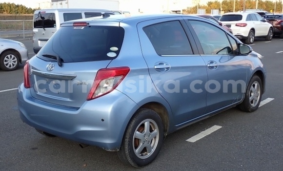 Nunua Ilio tumika Toyota Vitz Bluu Gari ndani ya Beitbridge nchini Matabeleland Kusini Nunua Ilio tumika Toyota Vitz Bluu Gari ndani ya Beitbridge nchini Matabeleland Kusini