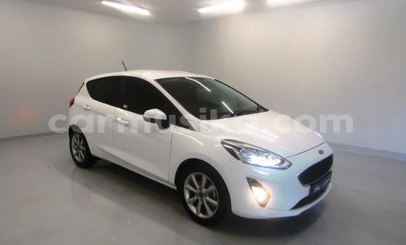 Buy Used Ford Fiesta White Car in Beitbridge in Matabeleland South