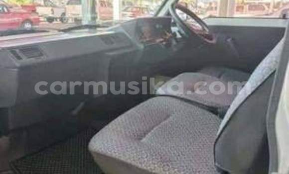 Buy Used Toyota Hiace Other Car in Beitbridge in Matabeleland South Buy Used Toyota Hiace Other Car in Beitbridge in Matabeleland South