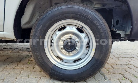 Tenga Tsaru Nissan NP 300 Chena Mota in Beitbridge in Matabeleland South Tenga Tsaru Nissan NP 300 Chena Mota in Beitbridge in Matabeleland South