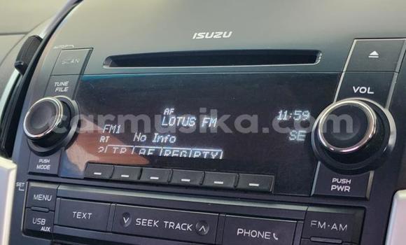 Tenga Tsaru Isuzu D–MAX Bhuruu Mota in Beitbridge in Matabeleland South Tenga Tsaru Isuzu D–MAX Bhuruu Mota in Beitbridge in Matabeleland South