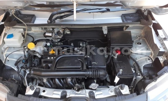 Nunua Ilio tumika Renault KWID Fedha Gari ndani ya Beitbridge nchini Matabeleland Kusini Nunua Ilio tumika Renault KWID Fedha Gari ndani ya Beitbridge nchini Matabeleland Kusini