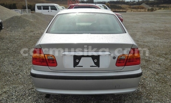 Tenga Tsaru BMW 3–Series Sirivha Mota in Beitbridge in Matabeleland South Tenga Tsaru BMW 3–Series Sirivha Mota in Beitbridge in Matabeleland South