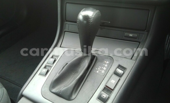 Tenga Tsaru BMW 3–Series Sirivha Mota in Beitbridge in Matabeleland South Tenga Tsaru BMW 3–Series Sirivha Mota in Beitbridge in Matabeleland South