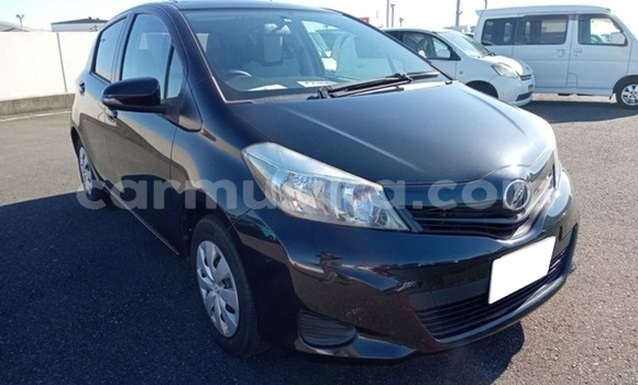 Buy Used Toyota Vitz Black Car in Beitbridge in Matabeleland South